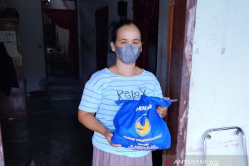 NasDem Sulteng  bantu kebutuhan pangan warga isoman di Sigi