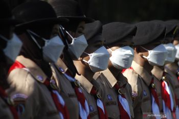 Masyarakat harus tetap disiplin prokes meski pengendalian COVID-19 membaik