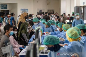 Dinkes: Kasus positif COVID-19 di  Sumsel bertambah 405 orang.