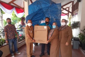 Bukittinggi terima bantuan "Oxygen Concentrator" dari Pusat Krisis Kesehatan Kemenkes RI