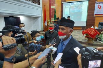 Proyek tol Padang Pariaman-Pekanbaru ditangguhkan, Gubernur Sumbar mengaku belum dapat suratnya
