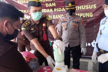 Kejari Bandarlampung musnahkan barang bukti hasil kejahatan