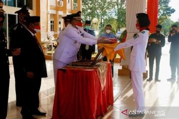 Upacara HUT RI ke-76 di Pasbar dengan menerapkan protokol kesehatan ketat