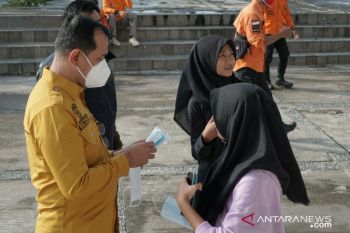 Bupati OKU sesalkan masih banyak warga abaikan prokes