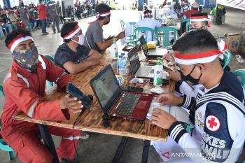 Lantamal VI vaksinasi gratis peringati HUT ke-76 Kemerdekaan RI