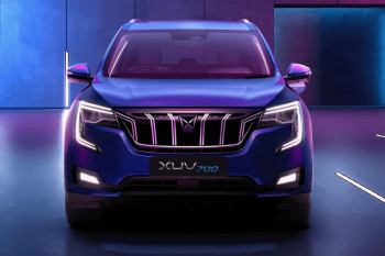 Mahindra luncurkan logo dan mobil SUV XUV700 baru