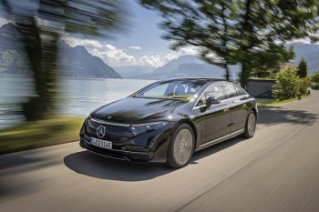 Harga sedan listrik Mercedes-EQ yang sudah bisa dipesan