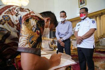 Perseroda Sulsel dan dua investor beromzet Rp2,5 triliun teken MoU