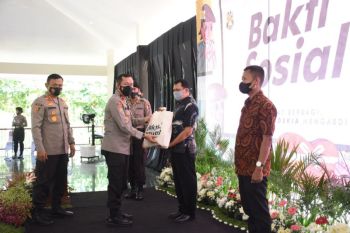 Siswa SIPSS Akpol salurkan bantuan di tengah pandemi