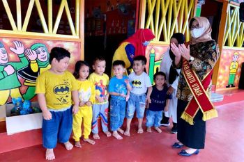 Bunda PAUD Barut sampaikan pentingnya pendidikan usia dini