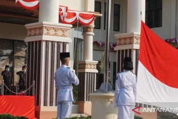 Bupati Lampung Selatan pimpin upacara HUT ke-76 RI