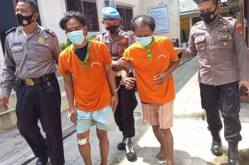 Polisi tangkap dua pejambret spesialis mak-mak