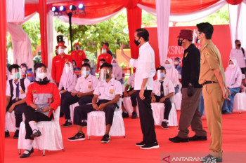 Presiden Jokowi harapkan guru dan pelajar bersabar untuk belajar tatap muka