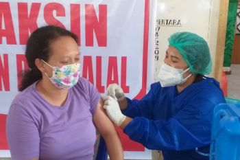 20 ibu hamil di Sulawesi Utara divaksin ketika pencanangan vaksinasi COVID-19