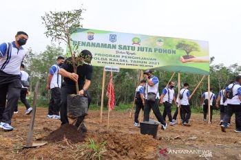 Penanaman satu juta pohon Polres HSS dukungan program penghijauan polda