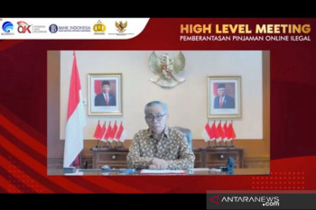 OJK sebut perlu strategi efektif berantas pinjaman online ilegal