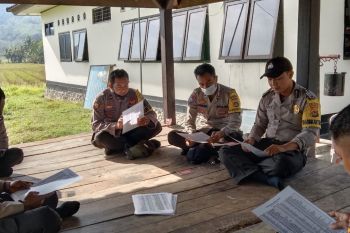 Lantunan Asmaul Husna bergema di Polsek Brang Rea setiap jumat