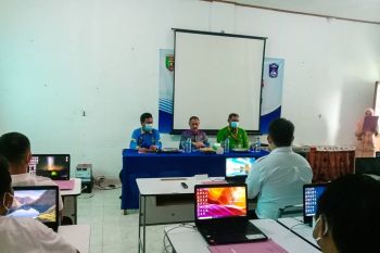 Sekda Pesisir Barat monitoring pelaksanaan ujian dinas dan ujian penyesuaian ASN tahun 2021