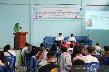 Sosialisasi program JKN-KIS, Komisi IX DPR RI harap Sijunjung capai UHC