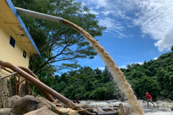 Damaged due to Flooding, Padang Water Company's Pipe Installation Begins to be Repaired