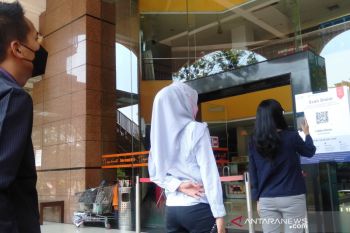Solo Grand Mal sosialisasikan penggunaan "QR Code" Peduli Lindungi