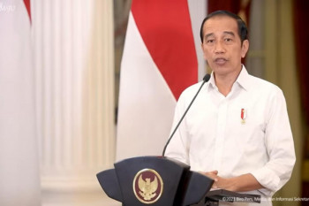 Presiden Jokowi umumkan penurunan level PPKM Jabodetabek dari 4 ke 3