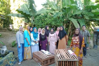 Bantuan ini diberikan pada 12 KWT dari Pokir anggota DPRD Agam