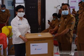BUMN serahkan bantuan bagi korban erupsi Sinabung