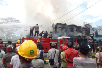 Kebakaran di Timika hanguskan 10 ruko