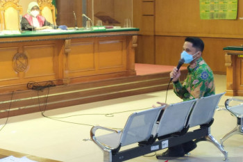 Plt Bupati Hengky Kurniawan bantah laporkan Bupati Bandung Barat ke KPK
