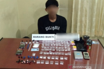 Polda Sultra tangkap pengedar ratusan gram sabu-sabu di Kendari