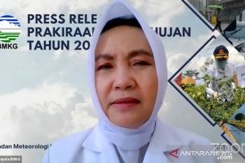 Musim hujan lebih awal, BMKG ingatkan potensi bencana hidrometeorologi di berbagai daerah