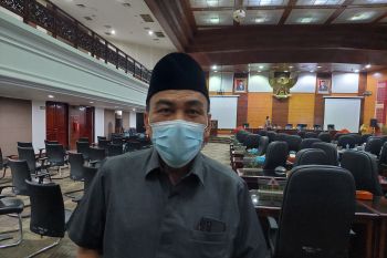 Komisi V DPRD Sumbar akan panggil KONI terkait jumlah kontingen Sumbar ke PON Papua