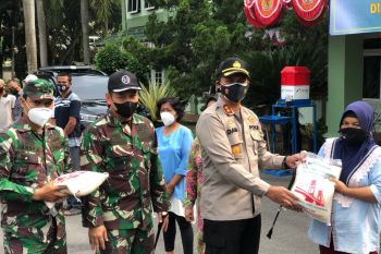 Polres OKU distribusikan 843  paket sembako