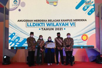 Mahasiswi Farmasi UMP masuk finalis mahasiswa berprestasi tingkat nasional
