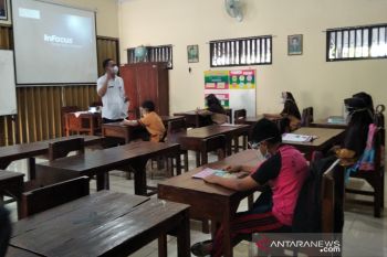 Kudus anggarkan Rp1,5 miliar untuk pengadaan mebel 34 sekolah