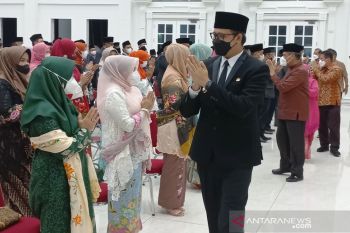 Wali Kota Bukittinggi lantik 180 pejabat baru untuk maksimalkan pemerintahan