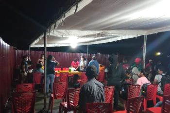 Aparat TNI/Polri perketat pengawasan prokes di Pelabuhan Serui Papua