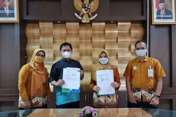 Optik Wizra bayarkan iuran JKN-KIS warga kurang mampu