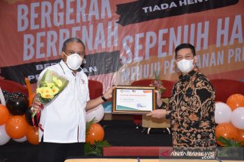 PT Semen Padang raih penghargaan pelanggan terbaik dari Baristand