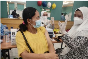 Bumil Pekanbaru mulai dapatkan vaksin COVID-19