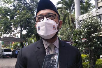 Pencanangan operasional bus wisata Mataram ditunda