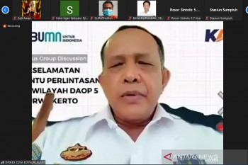 80 persen perlintasan sebidang kereta api tidak dijaga