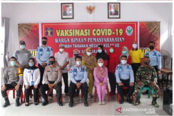 140 warga binaan Rutan Siak jalani vaksinasi dosis pertama