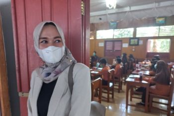 Kesbangpol Bukittinggi nyatakan perang lawan Narkoba kepada pelajar SLTP