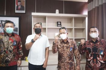 Peringati Hari Pelanggan Nasional, PLN kunjungi RSUP NTB