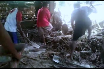 Puluhan rumah di Mamasa Sulbar hanyut terseret banjir