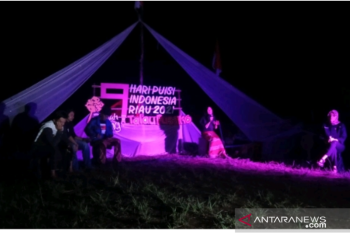 Komunitas Seni Rumah Sunting Adakan Perayaan Hari Puisi Indonesia