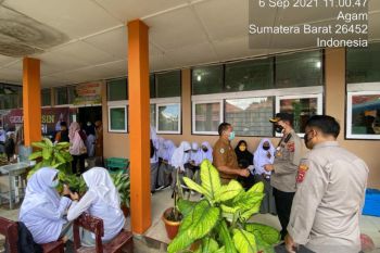 Di tiga SLTA ini, Polres Agam gelar vaksinasi diikuti 277 orang peserta
