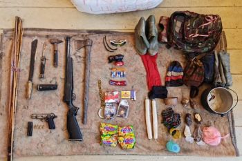 Yonif Para Raider 501/BY sita senjata api di Bugapa Intan Jaya Papua